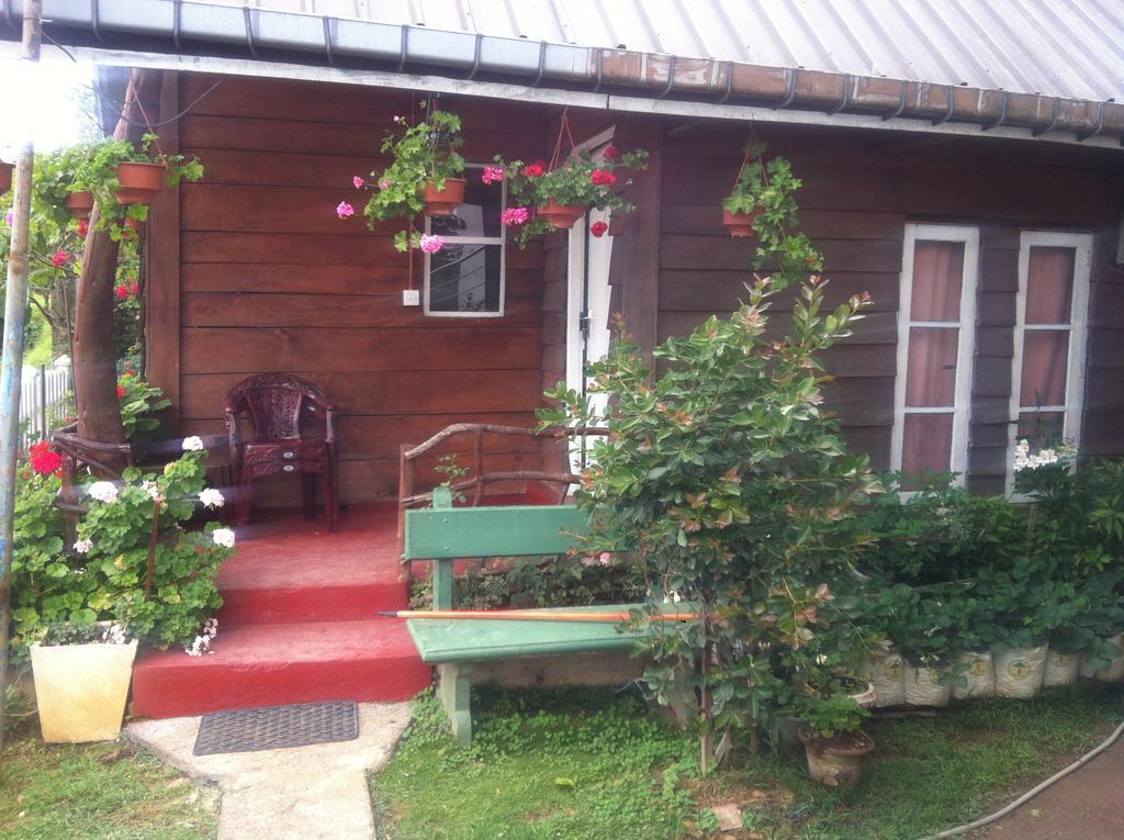Отель Eranga Guest Нувара-Элия Экстерьер фото