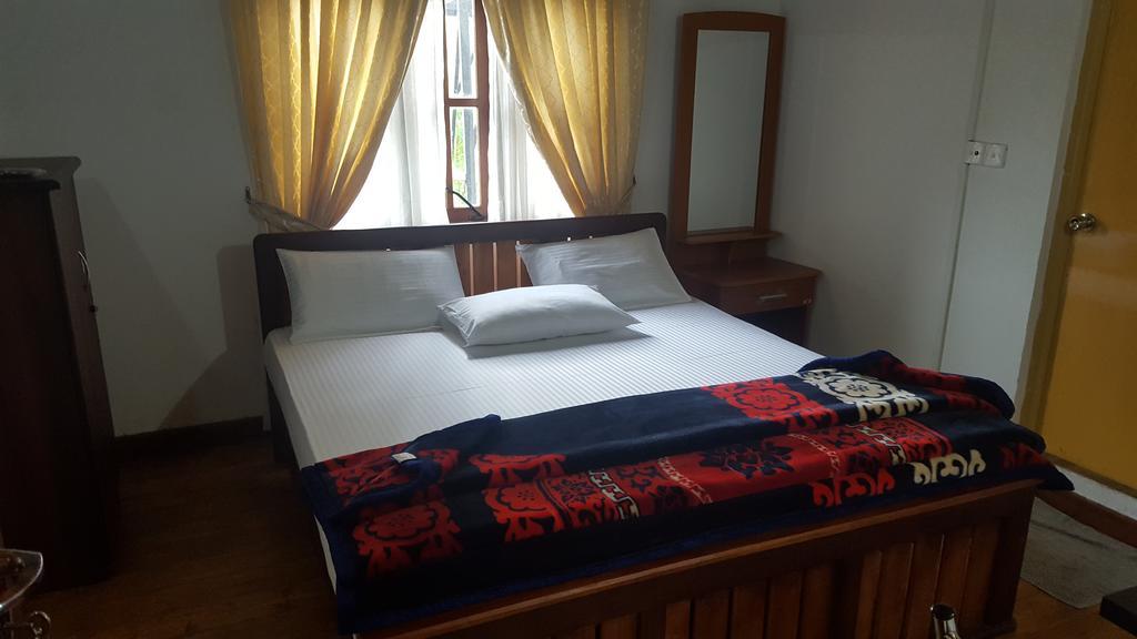 Отель Eranga Guest Нувара-Элия Экстерьер фото