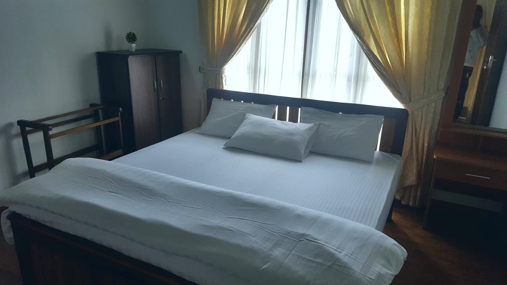 Отель Eranga Guest Нувара-Элия Экстерьер фото